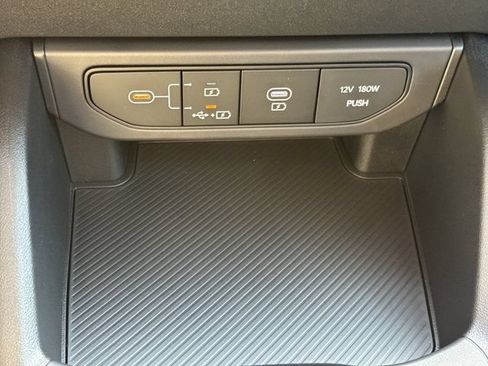 New 2026 Kia K4 FWD image 21
