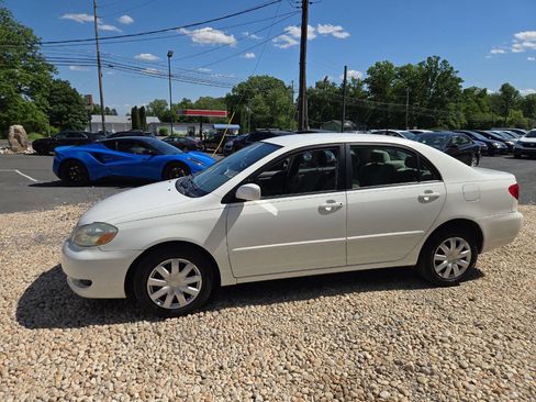 Used 2007 Toyota Corolla LE FWD image 3