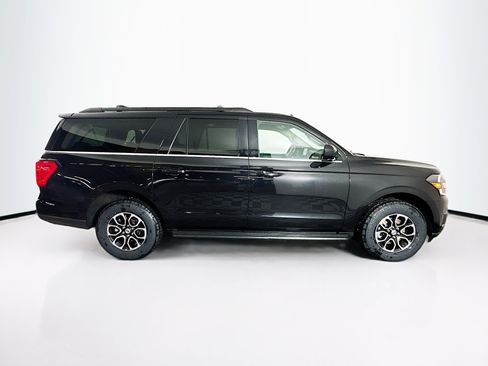 Used 2024 Ford Expedition Max XLT image 10