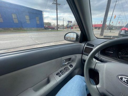 Used 2009 Kia Spectra EX image 21