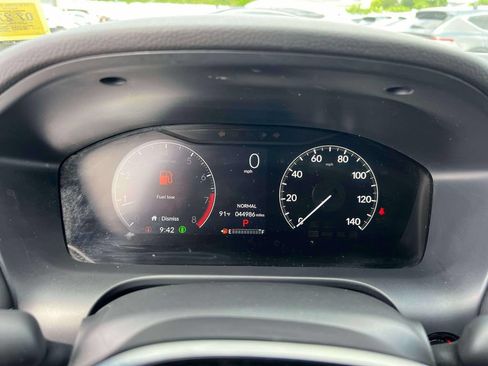 Used 2025 Honda HR-V EX-L image 24