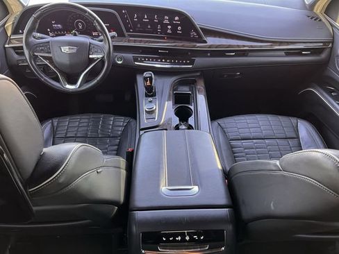 Used 2022 Cadillac Escalade ESV Sport Platinum image 10