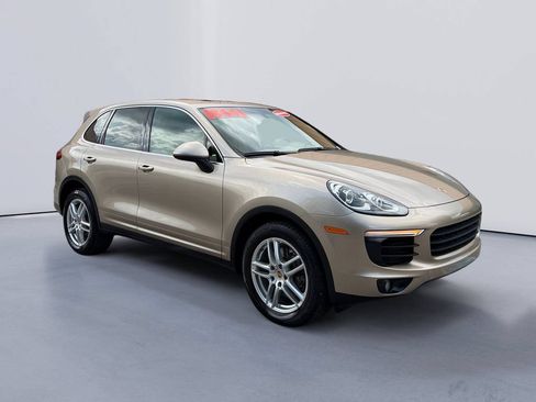 Used 2016 Porsche Cayenne AWD/4WD image 1