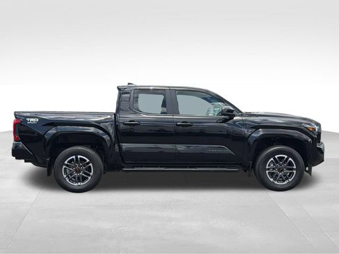 Used 2024 Toyota Tacoma TRD Sport AWD/4WD image 8