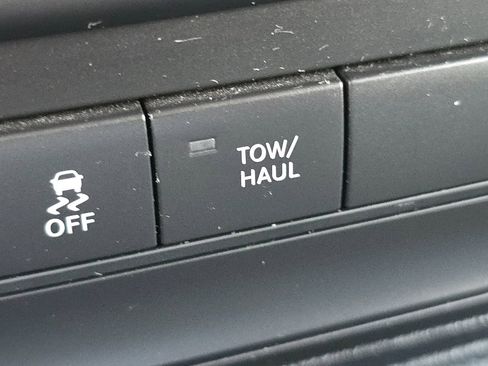 Used 2014 RAM 2500 Tradesman w/ Chrome Appearance Group AWD/4WD image 30