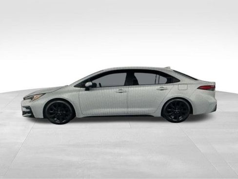 Used 2026 Toyota Corolla SE FWD image 11