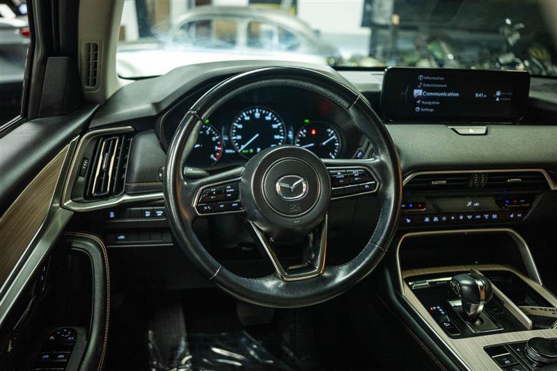 Used 2024 MAZDA CX-90 3.3 Turbo w/ Preferred Plus AWD/4WD image 16