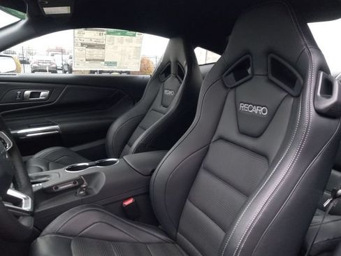 New 2026 Ford Mustang GT Premium w/ GT Performance Package RWD image 25