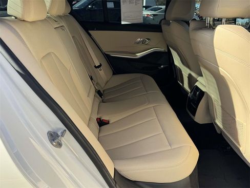 Used 2021 BMW 330i xDrive Sedan w/ Convenience Package image 14