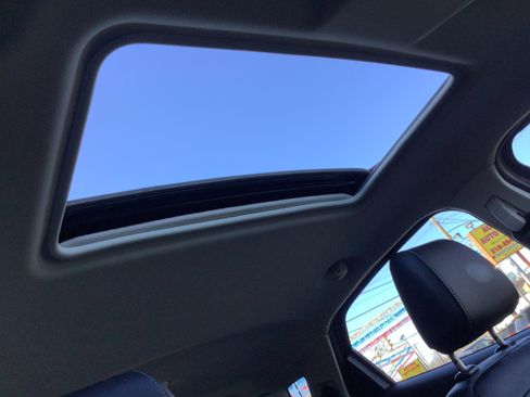 Used 2018 Ford EcoSport Titanium image 17