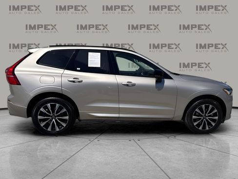 Used 2024 Volvo XC60 B5 Plus w/ Protection Package Premier AWD/4WD image 6