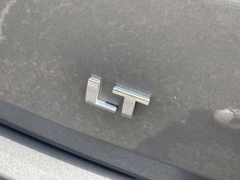 Used 2021 Chevrolet Traverse LT w/ LPO, Floor Liner Package AWD/4WD image 10