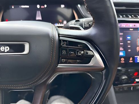 Used 2022 Jeep Grand Cherokee L Summit w/ Advanced Protech Group IV image 53