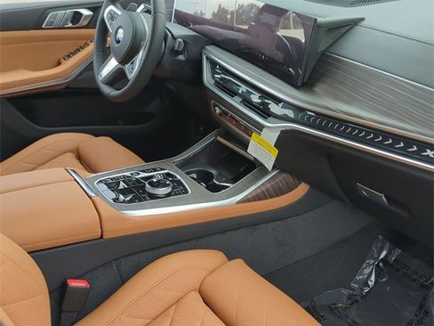 New 2026 BMW X7 xDrive40i w/ M Sport Package image 11