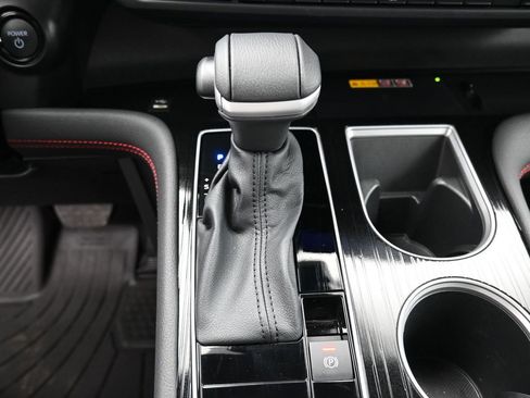 Used 2025 Toyota Sienna XSE image 25