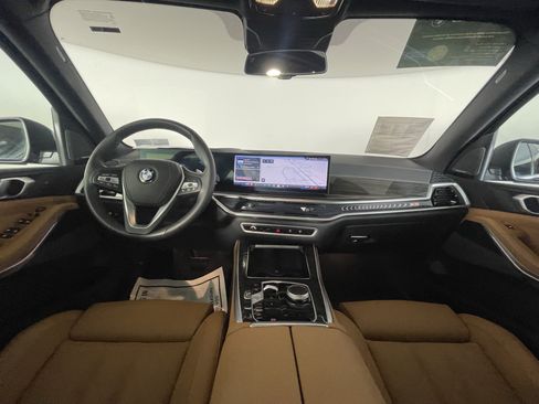 Certified 2024 BMW X5 xDrive40i w/ Premium Package AWD/4WD image 16