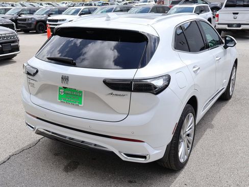 Used 2025 Buick Envision Avenir AWD/4WD image 5