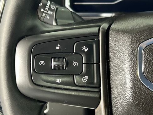 Used 2025 GMC Sierra 1500 AT4X image 29