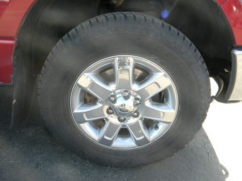 Used 2014 Ford F150 XLT w/ Equipment Group 302A Luxury AWD/4WD image 3