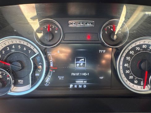 Used 2015 RAM 1500 Laramie w/ Convenience Group AWD/4WD image 21