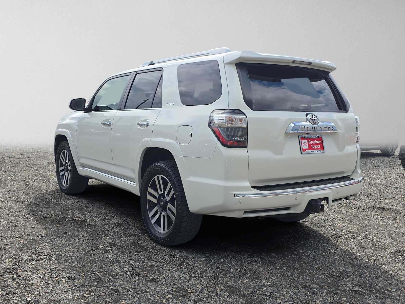 Used 2018 Toyota 4Runner Limited AWD/4WD image 7