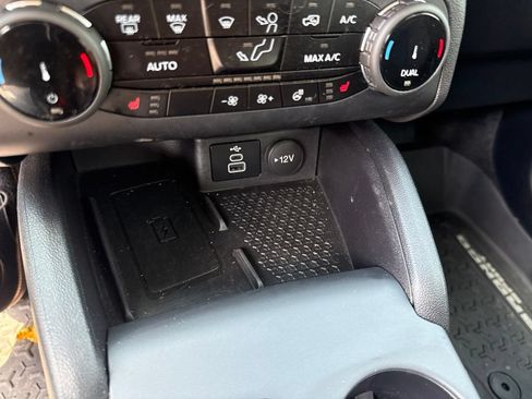 Used 2024 Ford Bronco Sport Outer Banks w/ Tech Package AWD/4WD image 12