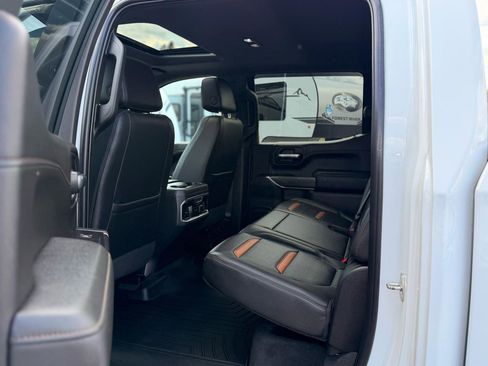Used 2019 GMC Sierra 1500 AT4 w/ AT4 Premium Package AWD/4WD image 17