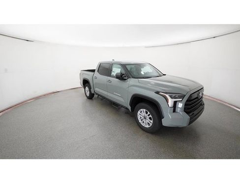New 2025 Toyota Tundra SR5 w/ SR5 Premium Package AWD/4WD image 13