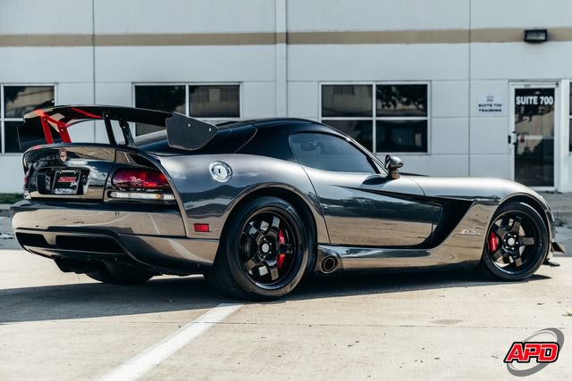 Used 2009 Dodge Viper ACR RWD image 39