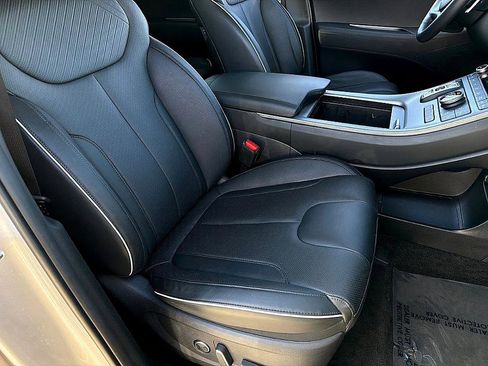 Certified 2025 Hyundai Palisade SEL image 21