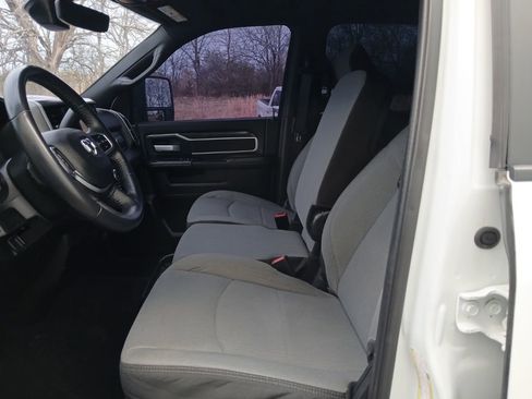 Used 2024 RAM 2500 Big Horn w/ Off Road Package image 37