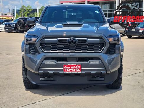 Certified 2026 Toyota Tacoma TRD Sport AWD/4WD image 2