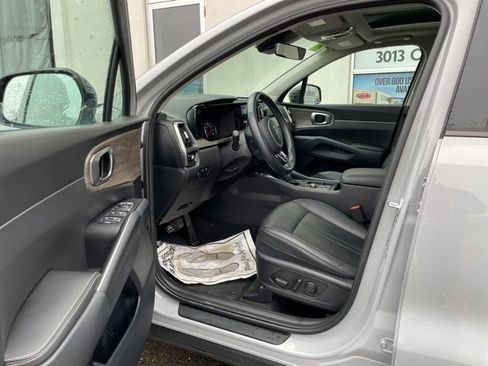Certified 2023 Kia Sorento S w/ Panoramic Sunroof Package image 8