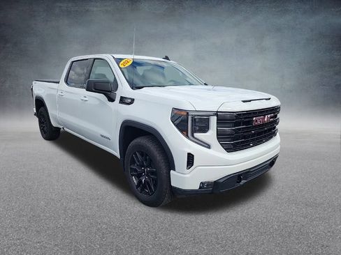 Used 2023 GMC Sierra 1500 Elevation image 3