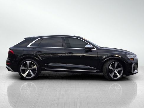 Used 2024 Audi SQ8 Premium Plus w/ Executive Package image 3