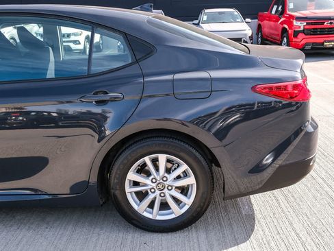 Used 2026 Toyota Camry LE FWD image 8
