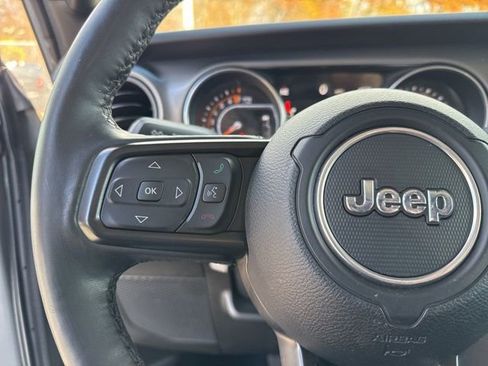Used 2021 Jeep Wrangler Unlimited Sport image 36