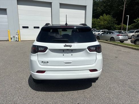 Used 2022 Jeep Compass High Altitude AWD/4WD image 5