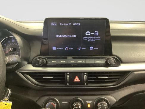 Used 2022 Kia Forte LXS FWD image 20