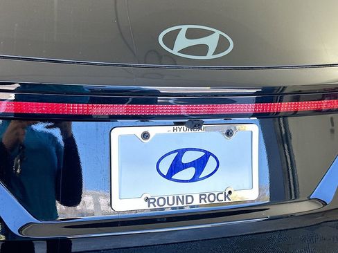 New 2026 Hyundai Tucson Limited w/ Tow & Go Package AWD/4WD image 22