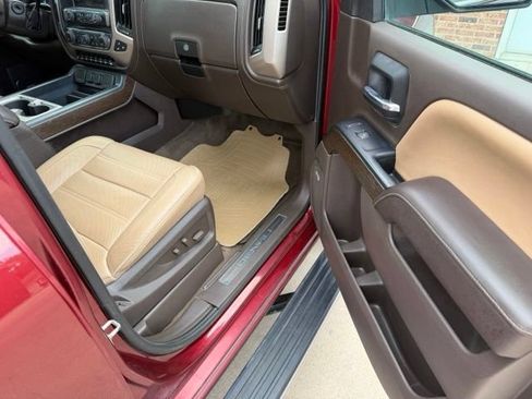 Used 2017 GMC Sierra 1500 Denali w/ Denali Ultimate Package AWD/4WD image 22