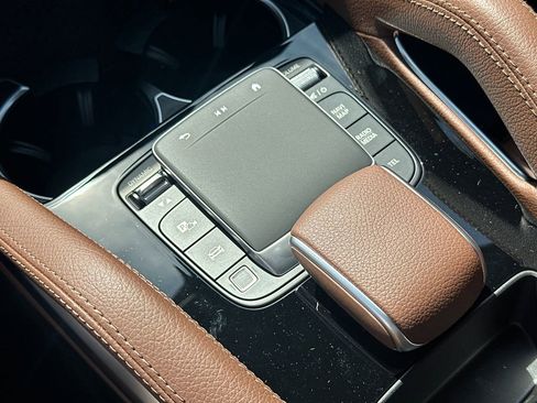 New 2026 Mercedes-Benz GLE 450 4MATIC image 32