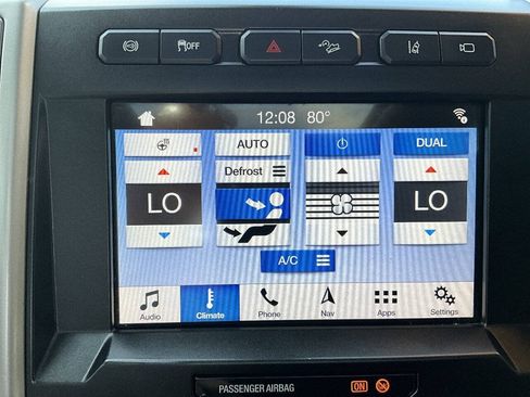 Used 2019 Ford F250 Lariat w/ Lariat Ultimate Package AWD/4WD image 38