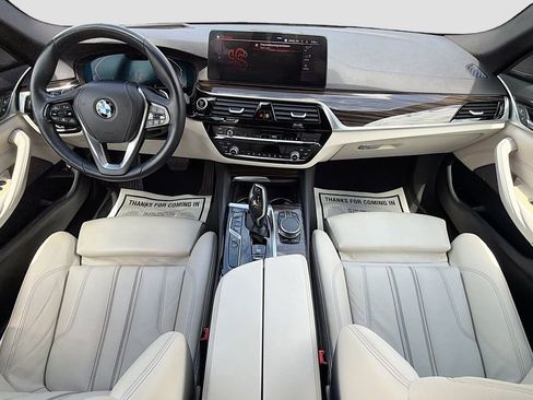 Used 2021 BMW 540i w/ Premium Package RWD image 16