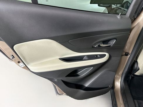 Used 2019 Buick Encore Essence FWD image 25