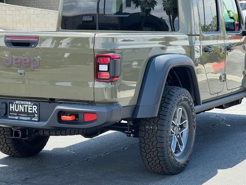 New 2026 Jeep Gladiator Mojave AWD/4WD image 8