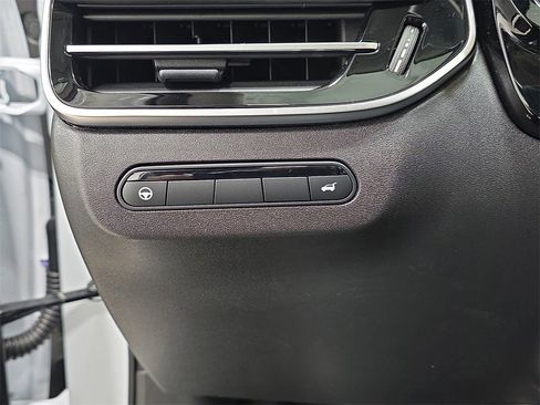 Certified 2026 INFINITI QX60 Luxe w/ Cargo Package image 23