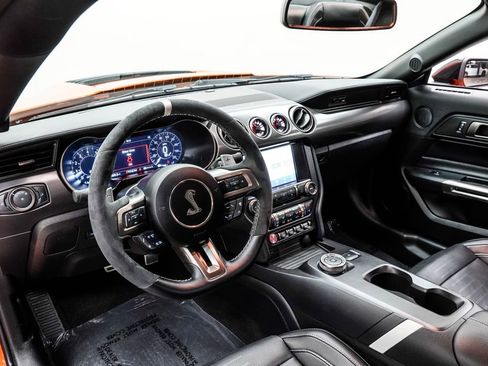 Used 2020 Ford Mustang Shelby GT500 w/ Technology Package RWD image 7