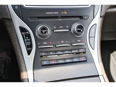 Used 2017 Lincoln MKX Reserve w/ Lincoln MKX Climate Package FWD image 27