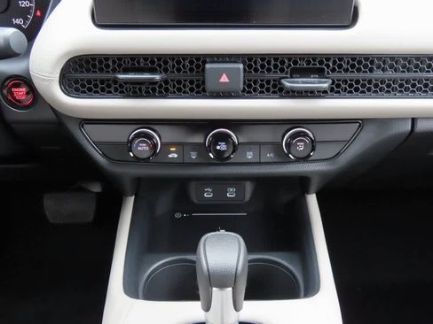 New 2026 Honda HR-V LX image 20